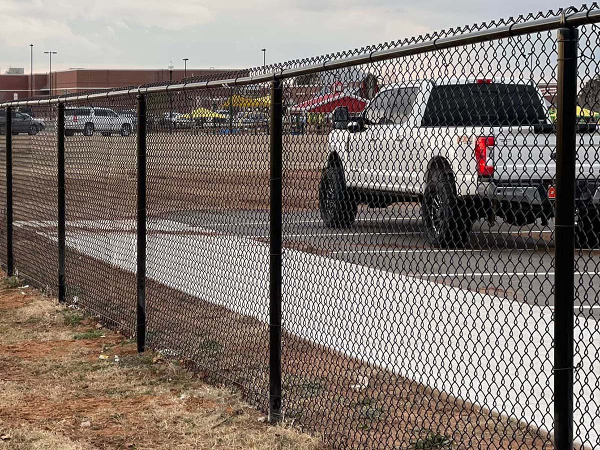 Midwest City Oklahoma commercial fencing